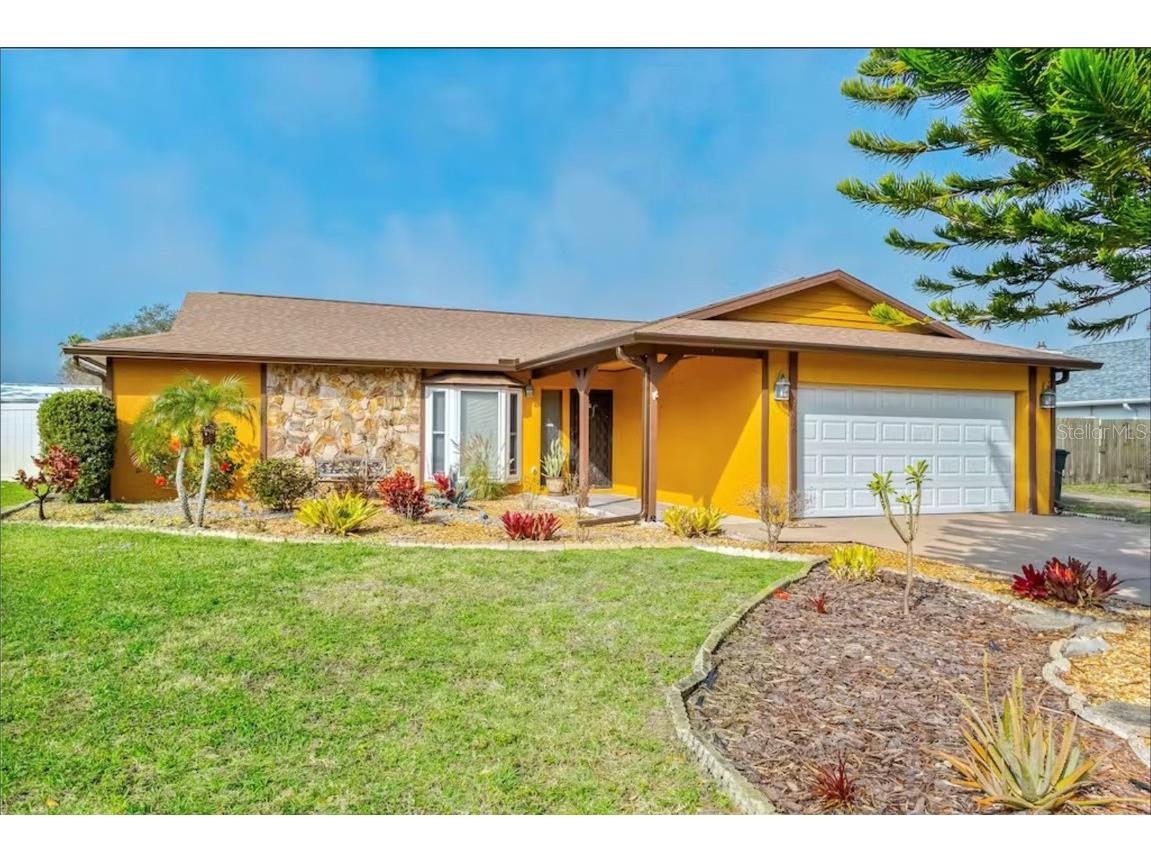 7316 Caladesia Drive Sarasota FL 34243 A4577529 image1