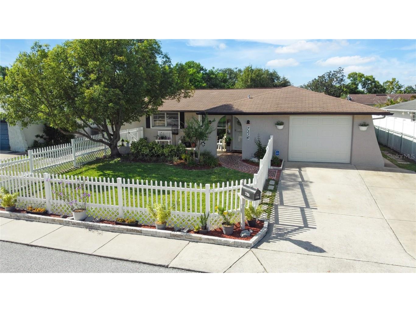 7316 Fireside Drive Port Richey FL 34668 TB8415479 image1