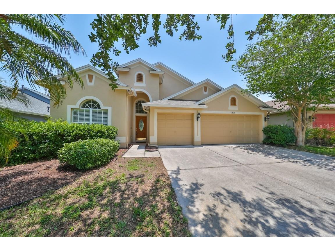 7316 Guilford Pine Lane Apollo Beach FL 33572 T3532440 image1