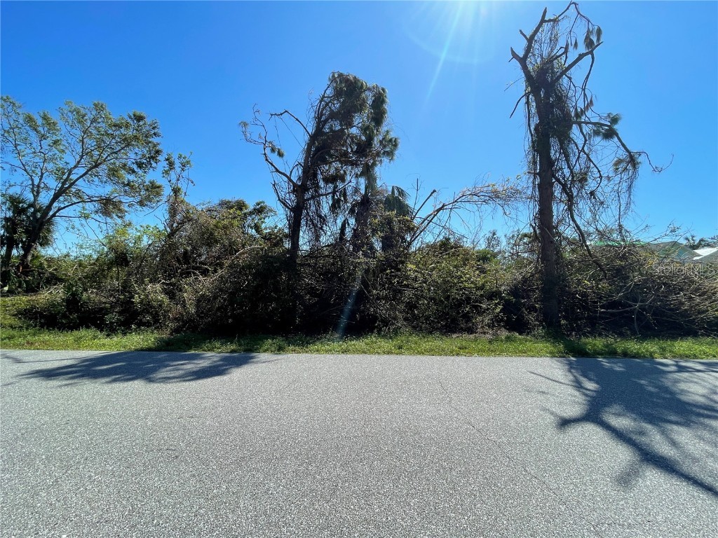 7316 Sea Mist Drive Port Charlotte FL 33981 C7467128 image1