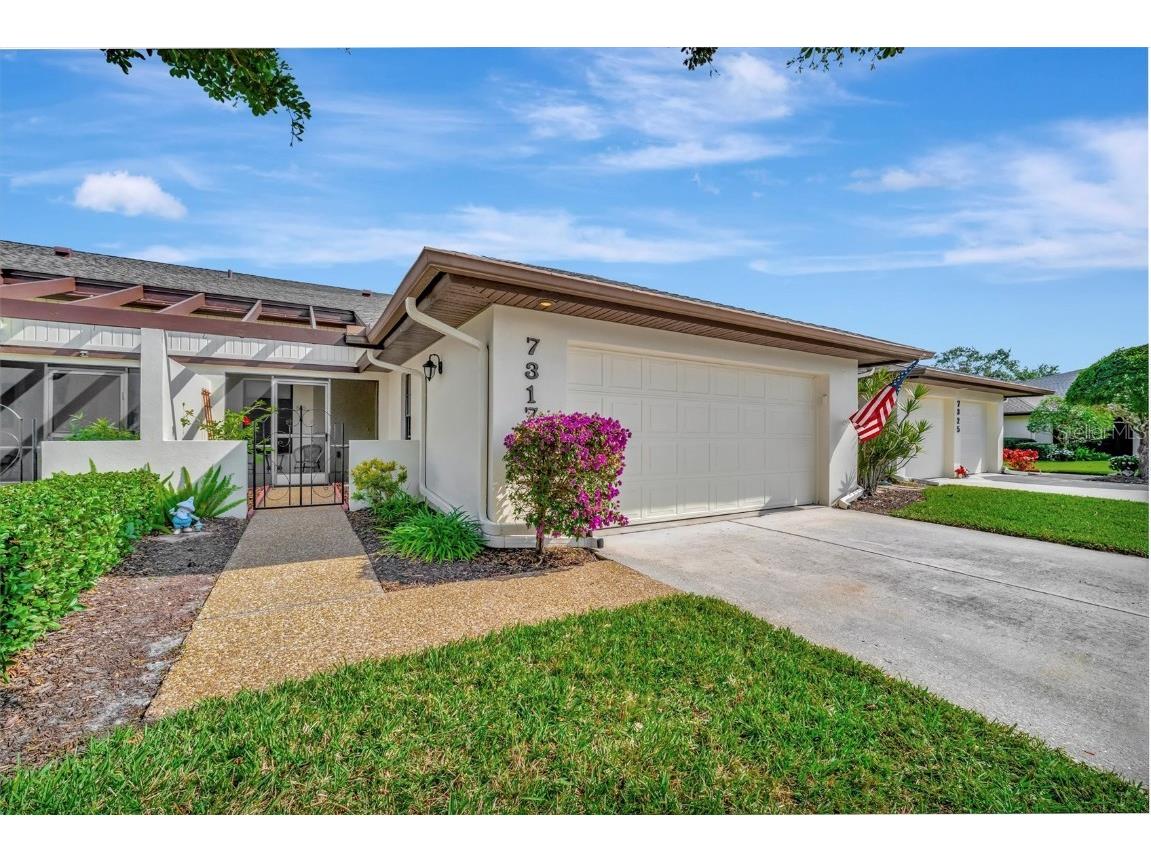 7317 Ballantrae Place #27B Sarasota FL 34238 A4636041 image1