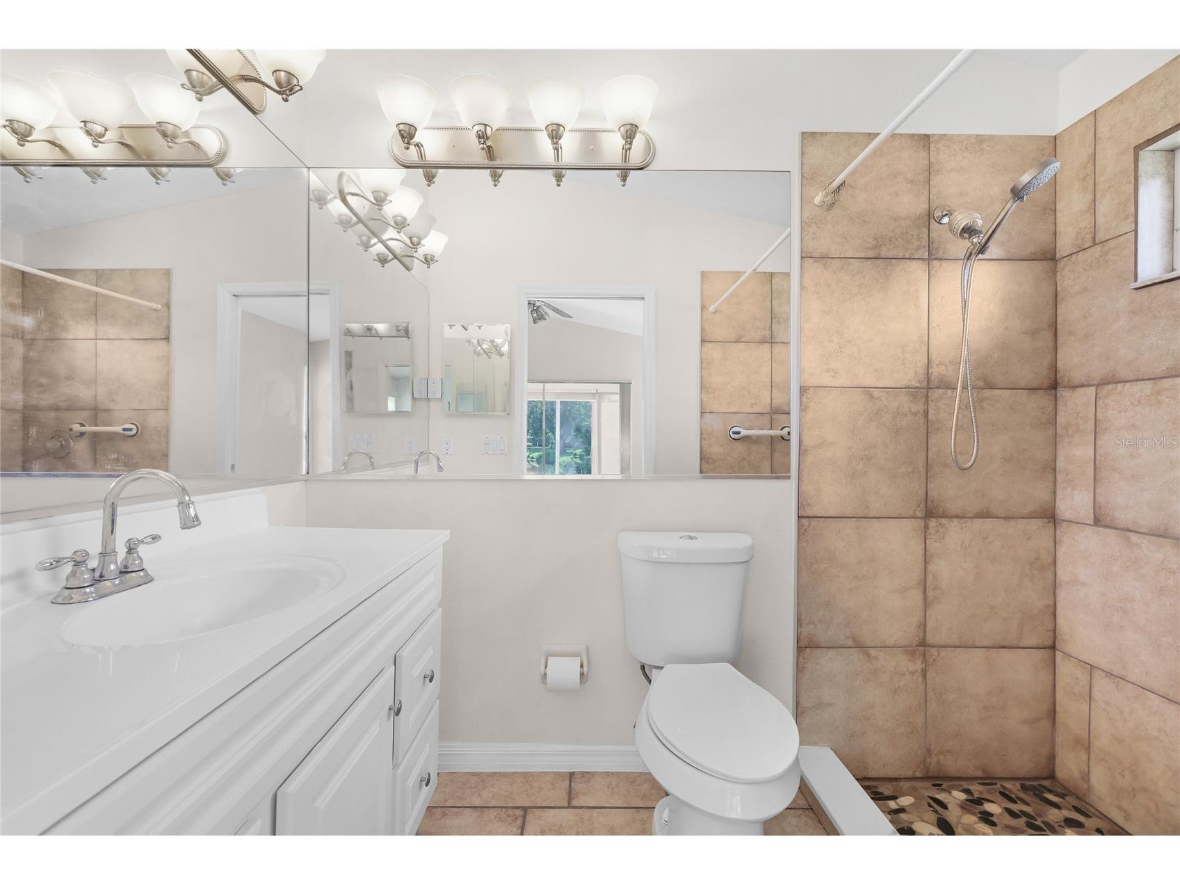 7317 Eleanor Circle #176 Sarasota FL 34243 A4697996 image18