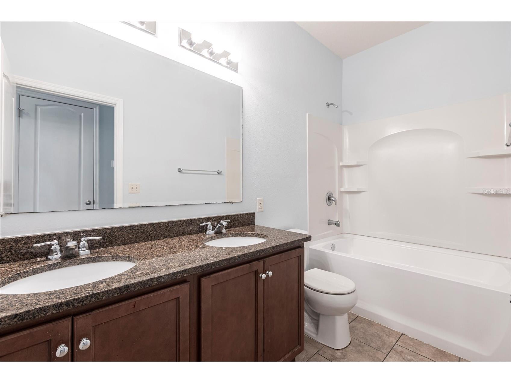 7318 61st Street E Palmetto FL 34221 A4681943 image19