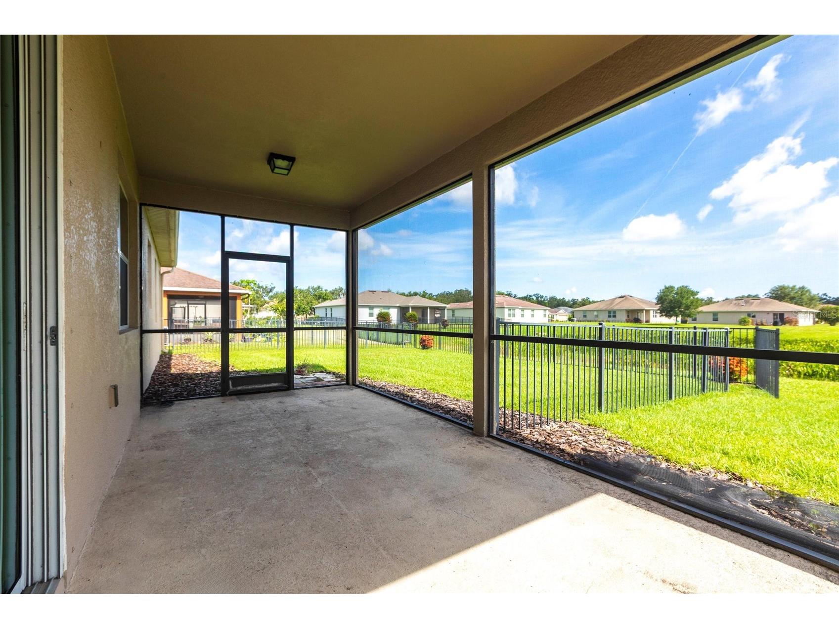 7318 61st Street E Palmetto FL 34221 A4681943 image24