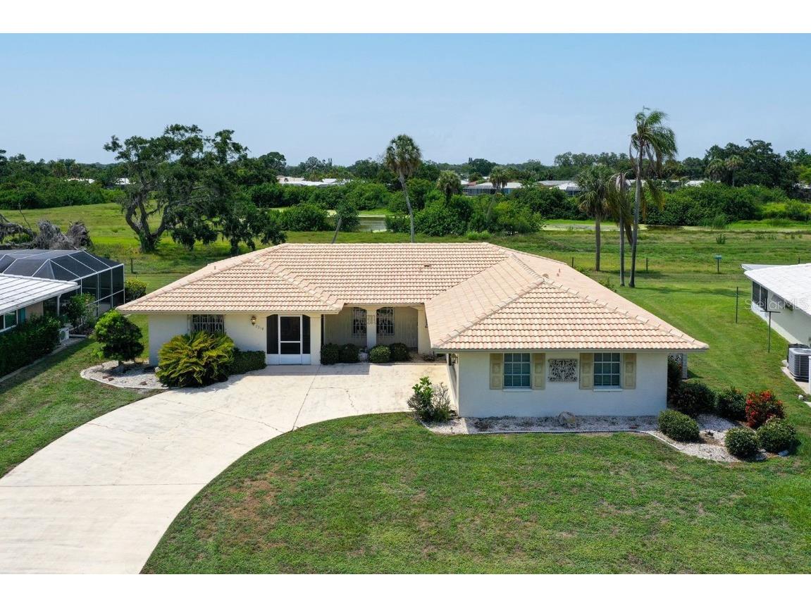 7318 Biltmore Drive Sarasota FL 34231 A4571992 image1