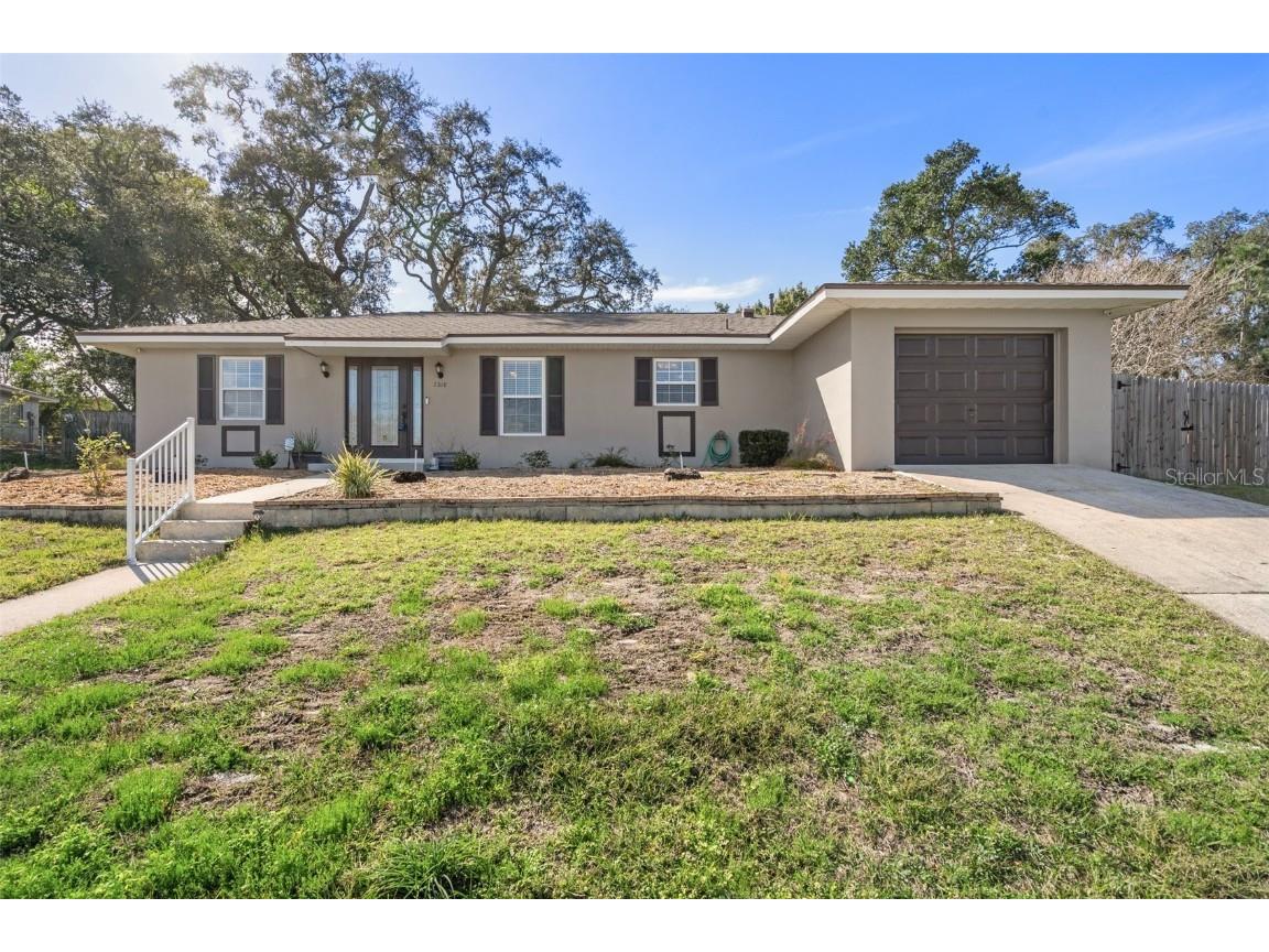 7318 Holiday Drive Spring Hill FL 34606 W7861836 image1
