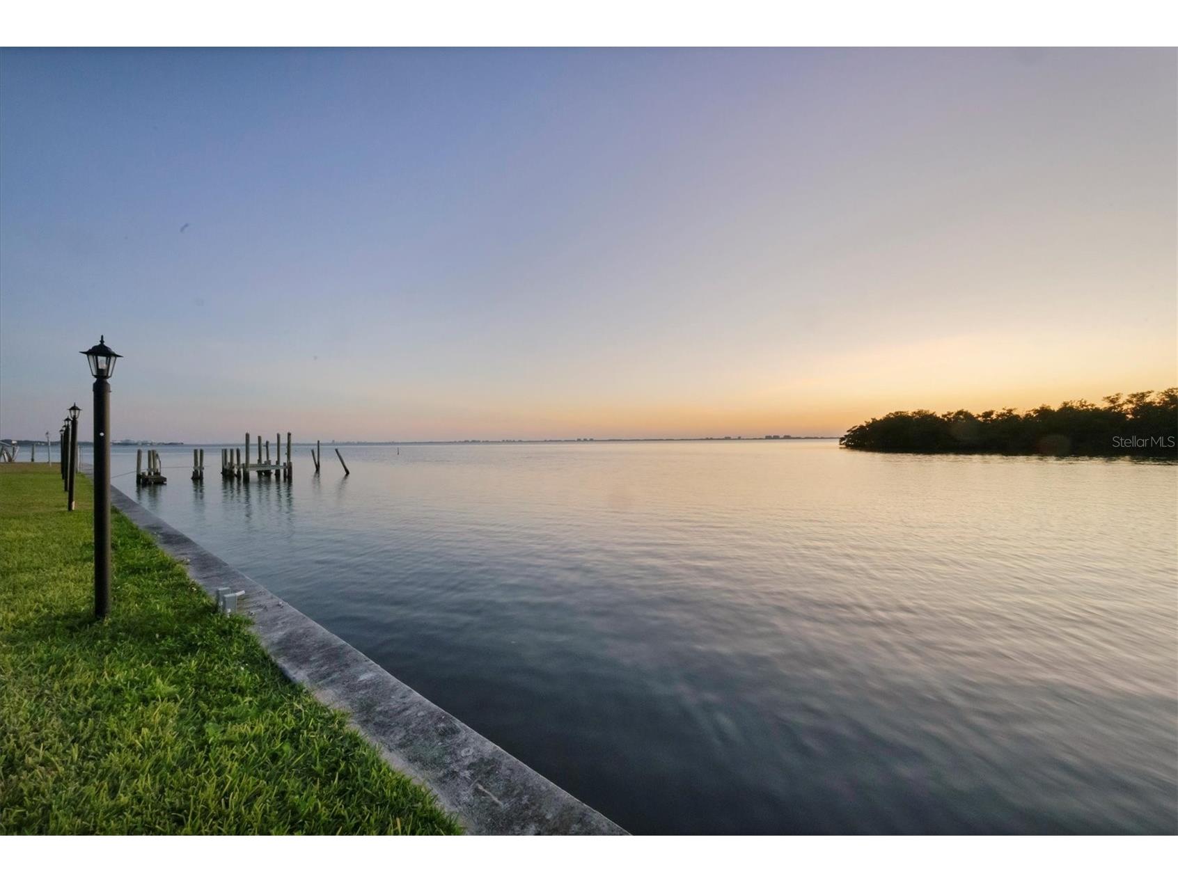 7318 Westmoreland Drive Sarasota FL 34243 - SARASOTA BAY A4680287 image35