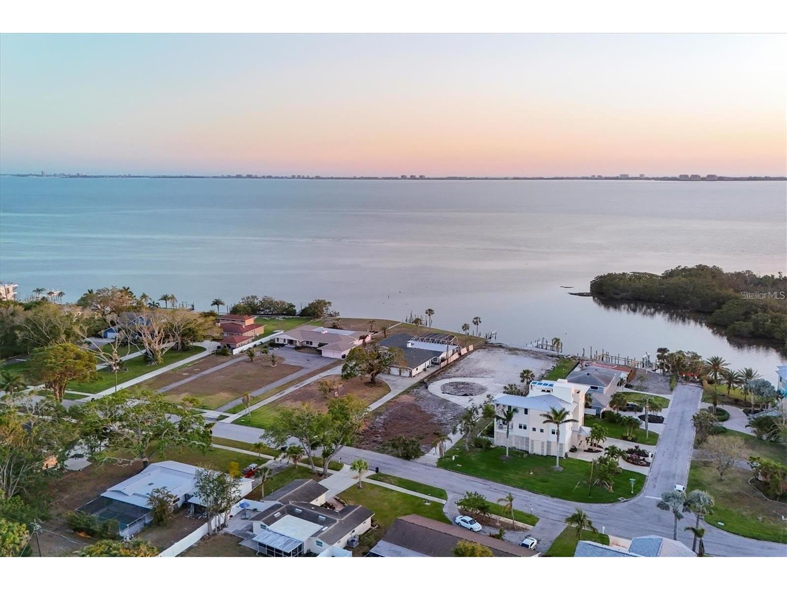 7318 Westmoreland Drive Sarasota FL 34243 - SARASOTA BAY A4680287 image5