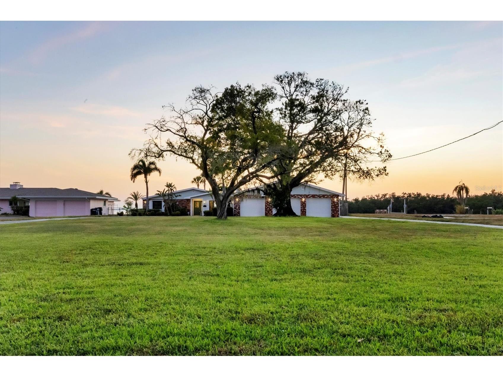 7318 Westmoreland Drive Sarasota FL 34243 - SARASOTA BAY A4680287 image7