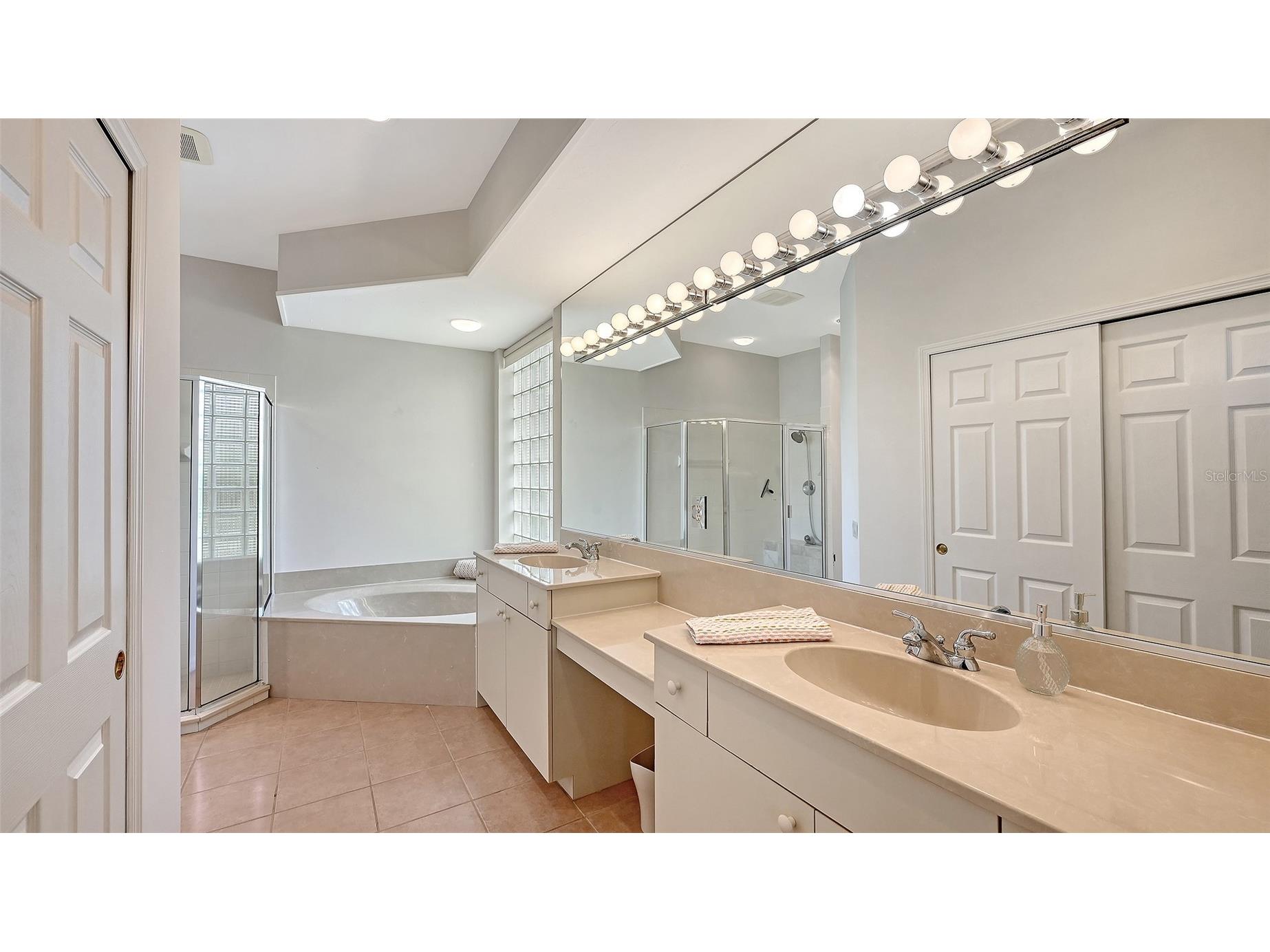 7318 Windemere Lane University Park FL 34201 A4683409 image22