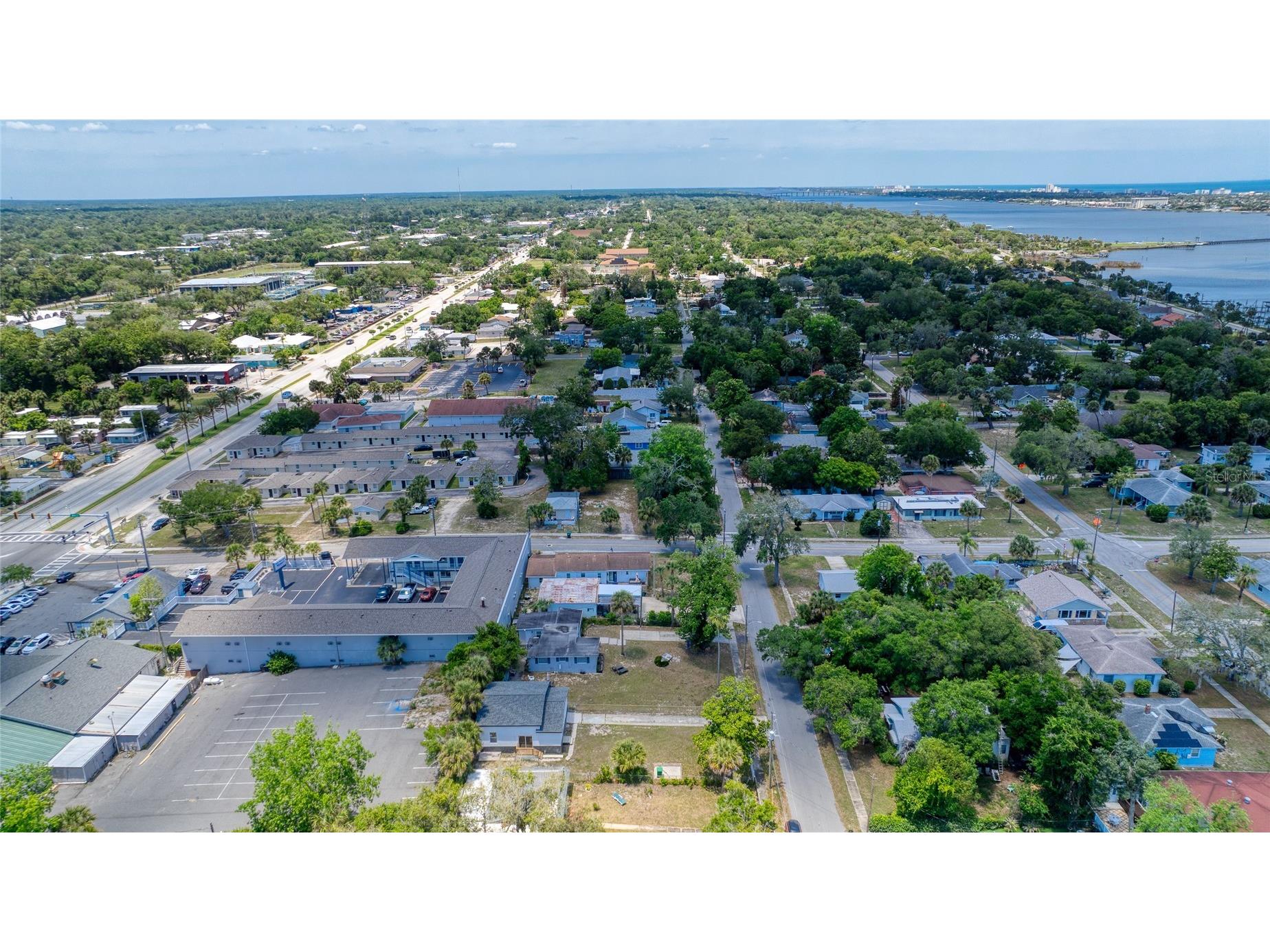 732 Avondale Avenue Daytona Beach FL 32117 V4949122 image36