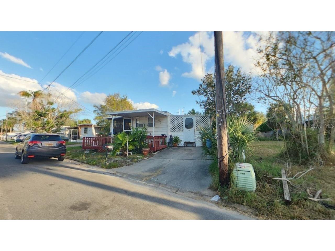 732 Driftwood Lane Tarpon Springs FL 34689 A4628730 image1