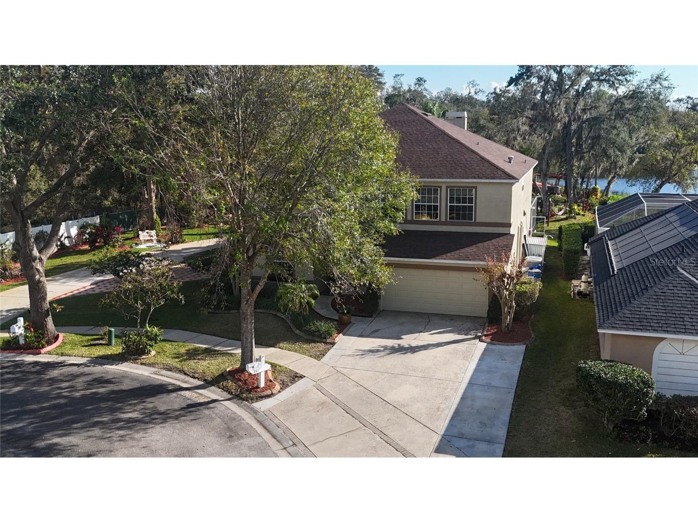 732 June Lake Lane Brandon FL 33510 - JUNE LAKE TB8348881 image1