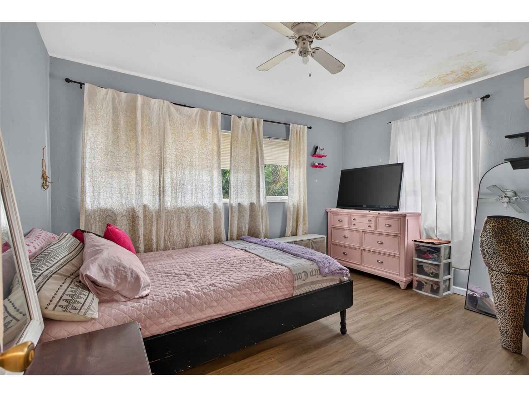 732 NW 18th Street Fort Lauderdale FL 33311 OM728921 image9
