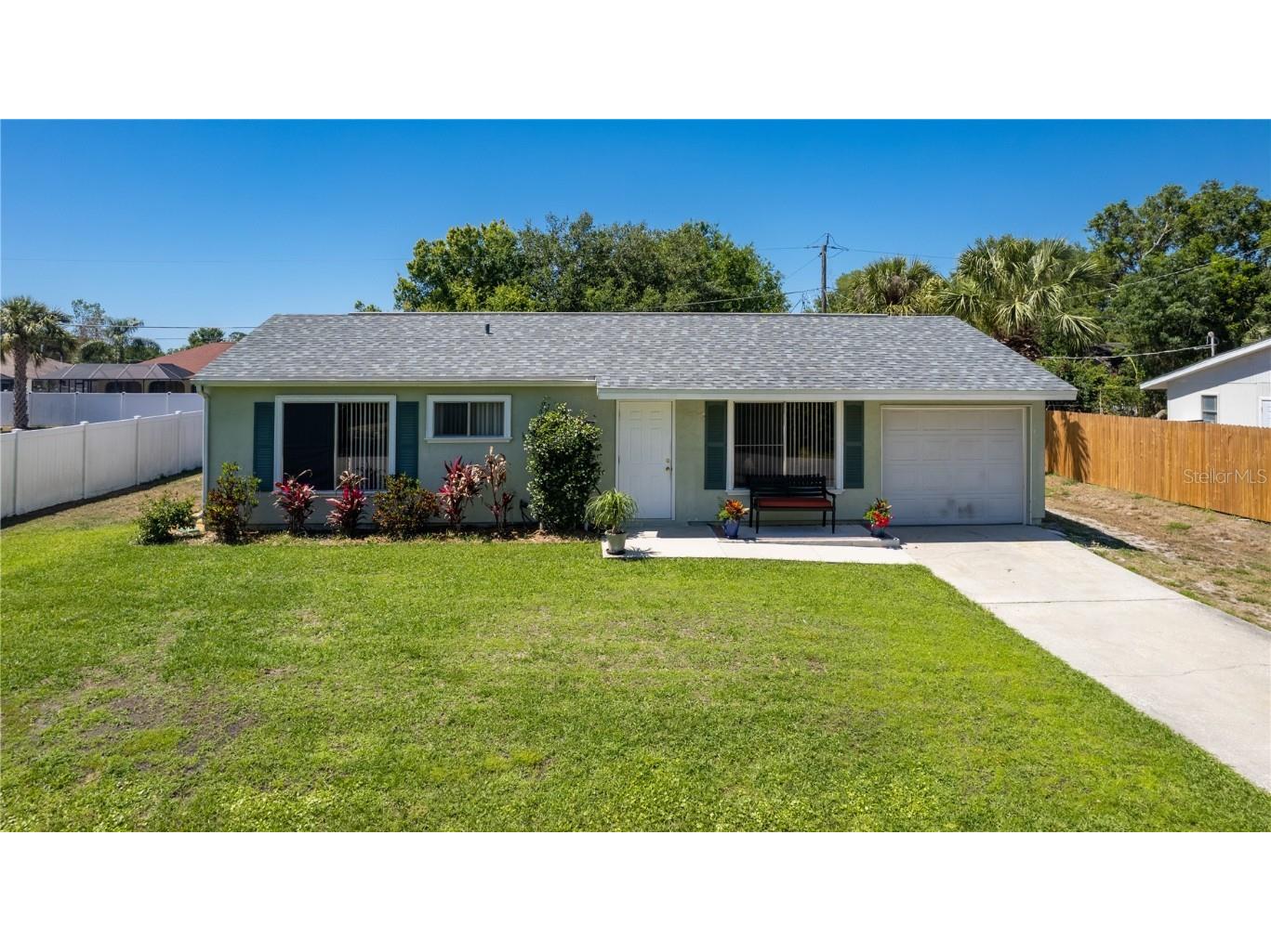 732 Phyllis Street Port Charlotte FL 33948 C7457725 image1