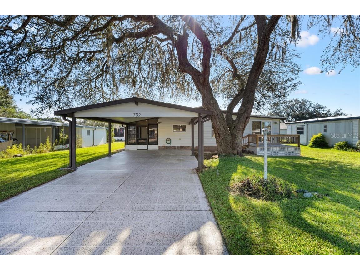 732 Royal Palm Avenue Lady Lake FL 32159 G5103652 image1