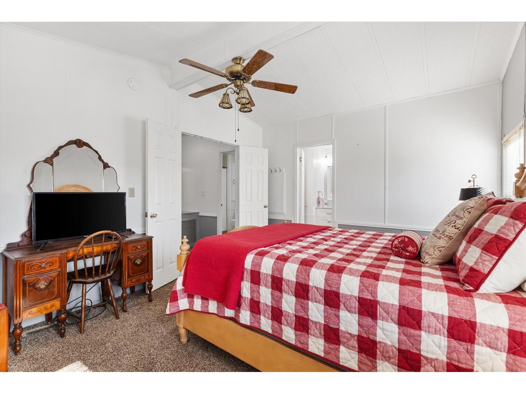 732 Royal Palm Avenue Lady Lake FL 32159 G5111768 image17