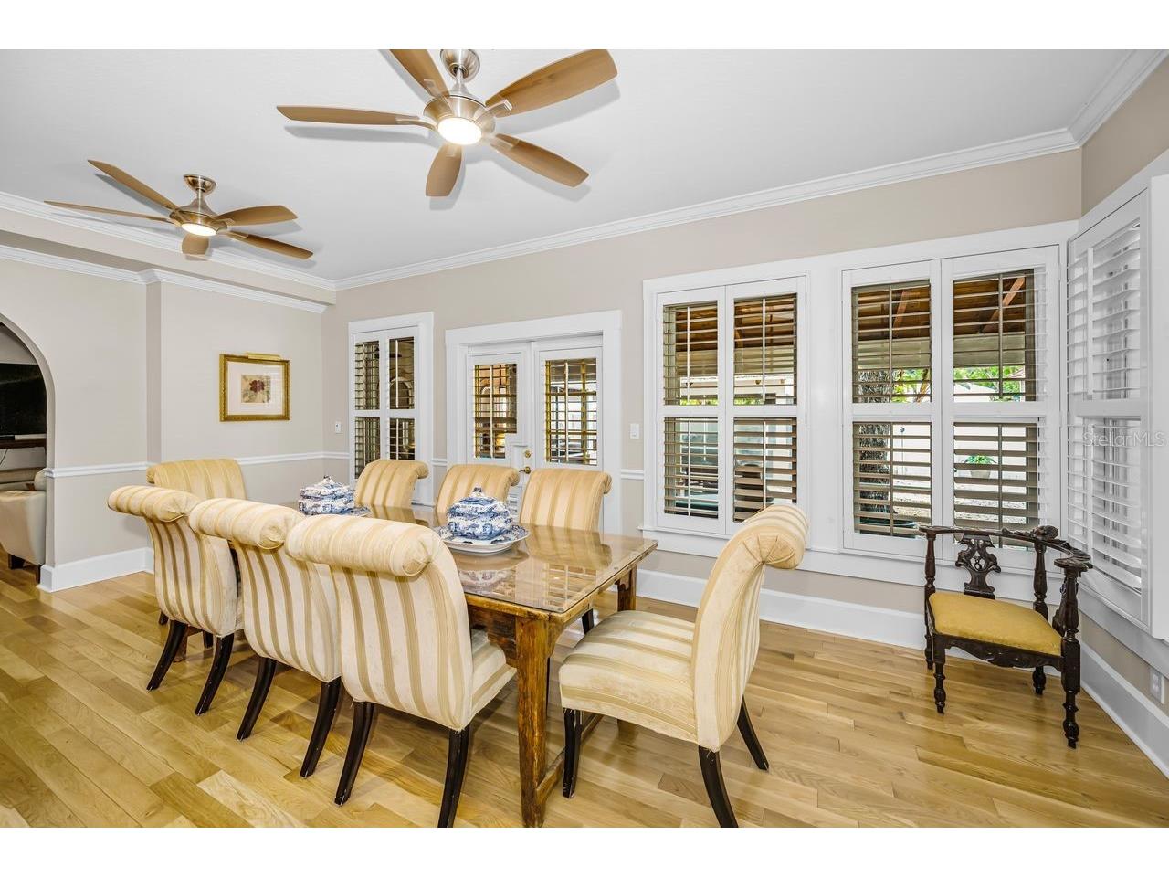 732 and 732 1/2 NE Oak Street Saint Petersburg FL 33701 TB8513524 image16