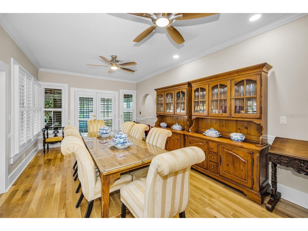 732 and 732 1/2 NE Oak Street Saint Petersburg FL 33701 TB8513524 image17