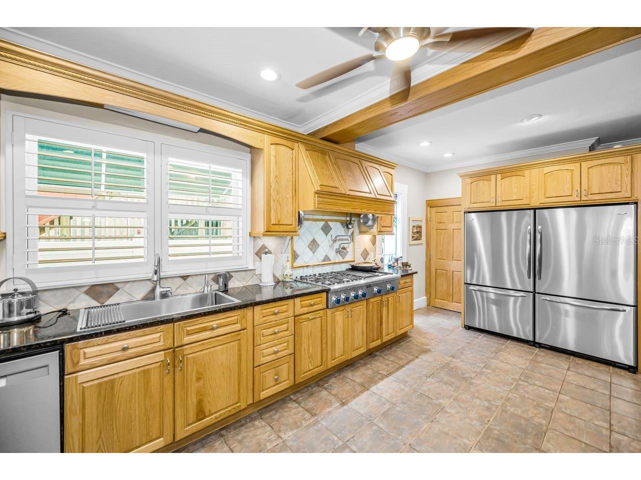 732 and 732 1/2 NE Oak Street Saint Petersburg FL 33701 TB8513524 image22