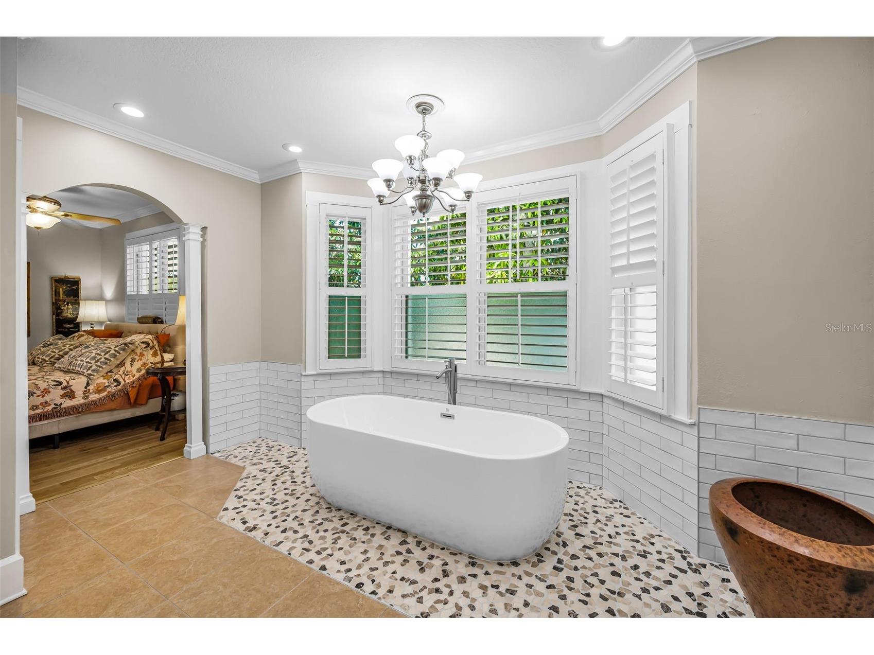 732 and 732 1/2 NE Oak Street Saint Petersburg FL 33701 TB8513524 image35