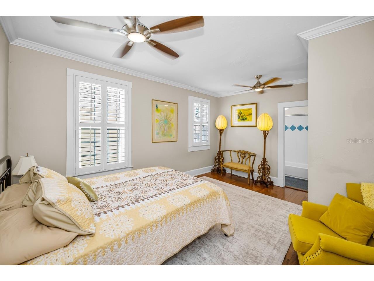732 and 732 1/2 NE Oak Street Saint Petersburg FL 33701 TB8513524 image38