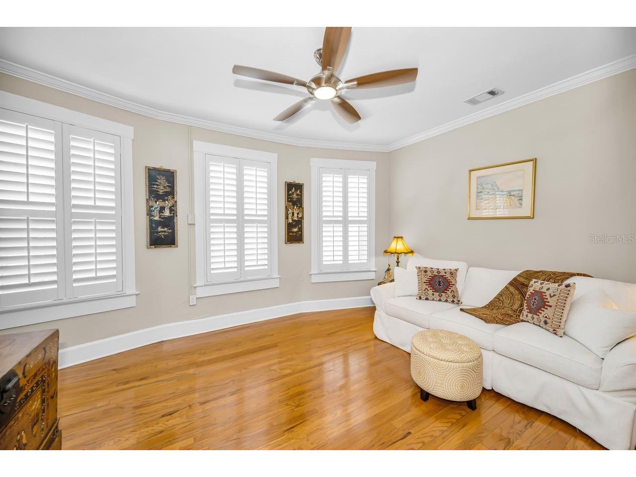 732 and 732 1/2 NE Oak Street Saint Petersburg FL 33701 TB8513524 image41