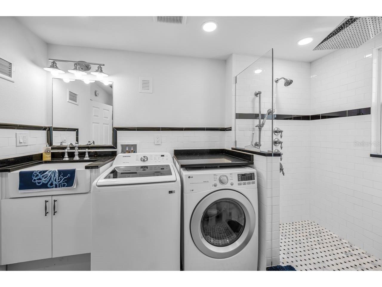 732 and 732 1/2 NE Oak Street Saint Petersburg FL 33701 TB8513524 image47