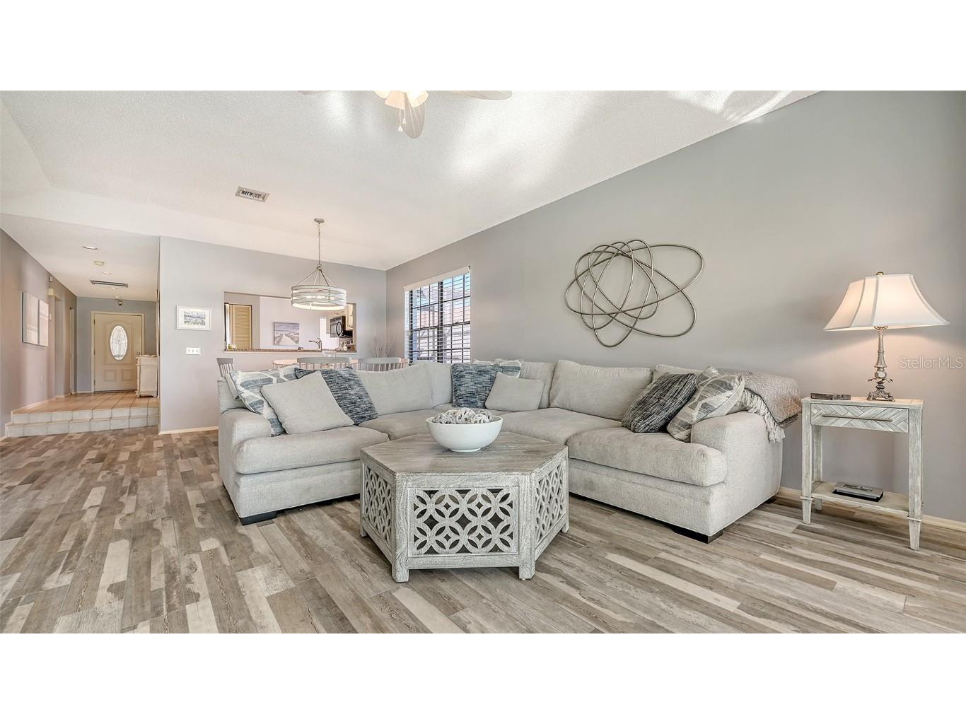 7320 Golf Pointe Circle Sarasota FL 34243 A4666761 image24