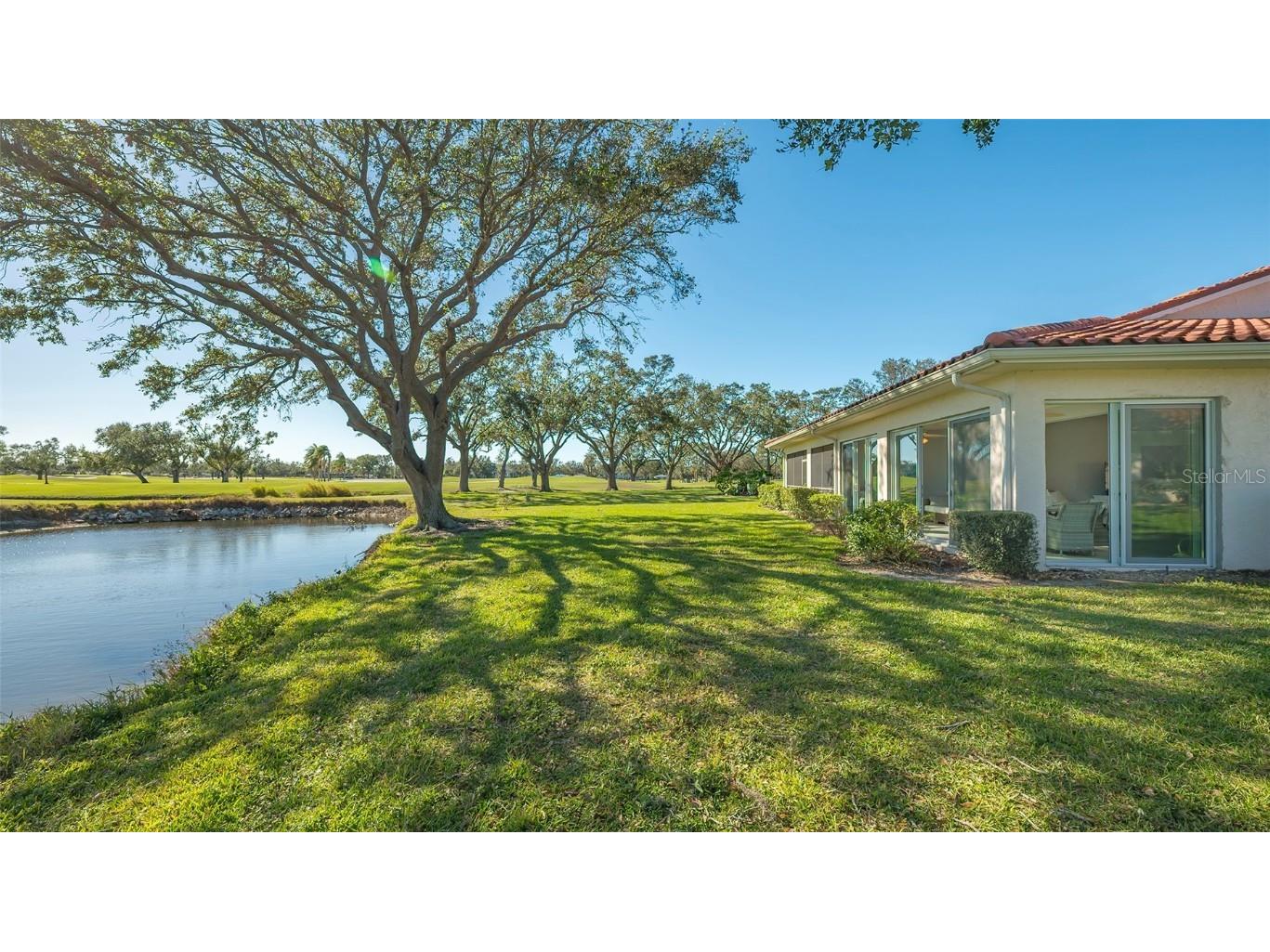 7320 Golf Pointe Circle Sarasota FL 34243 A4666761 image45