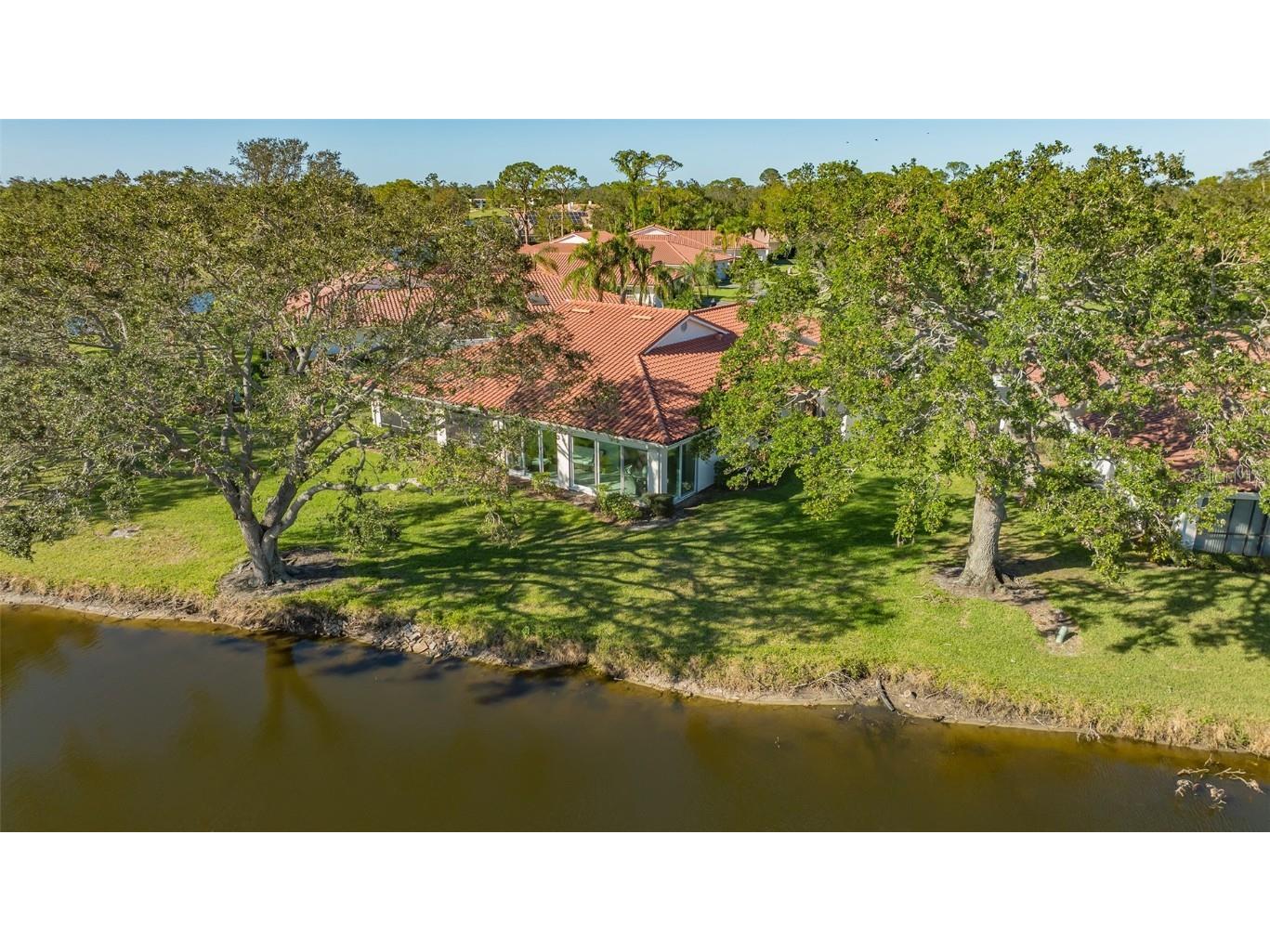 7320 Golf Pointe Circle Sarasota FL 34243 A4666761 image49