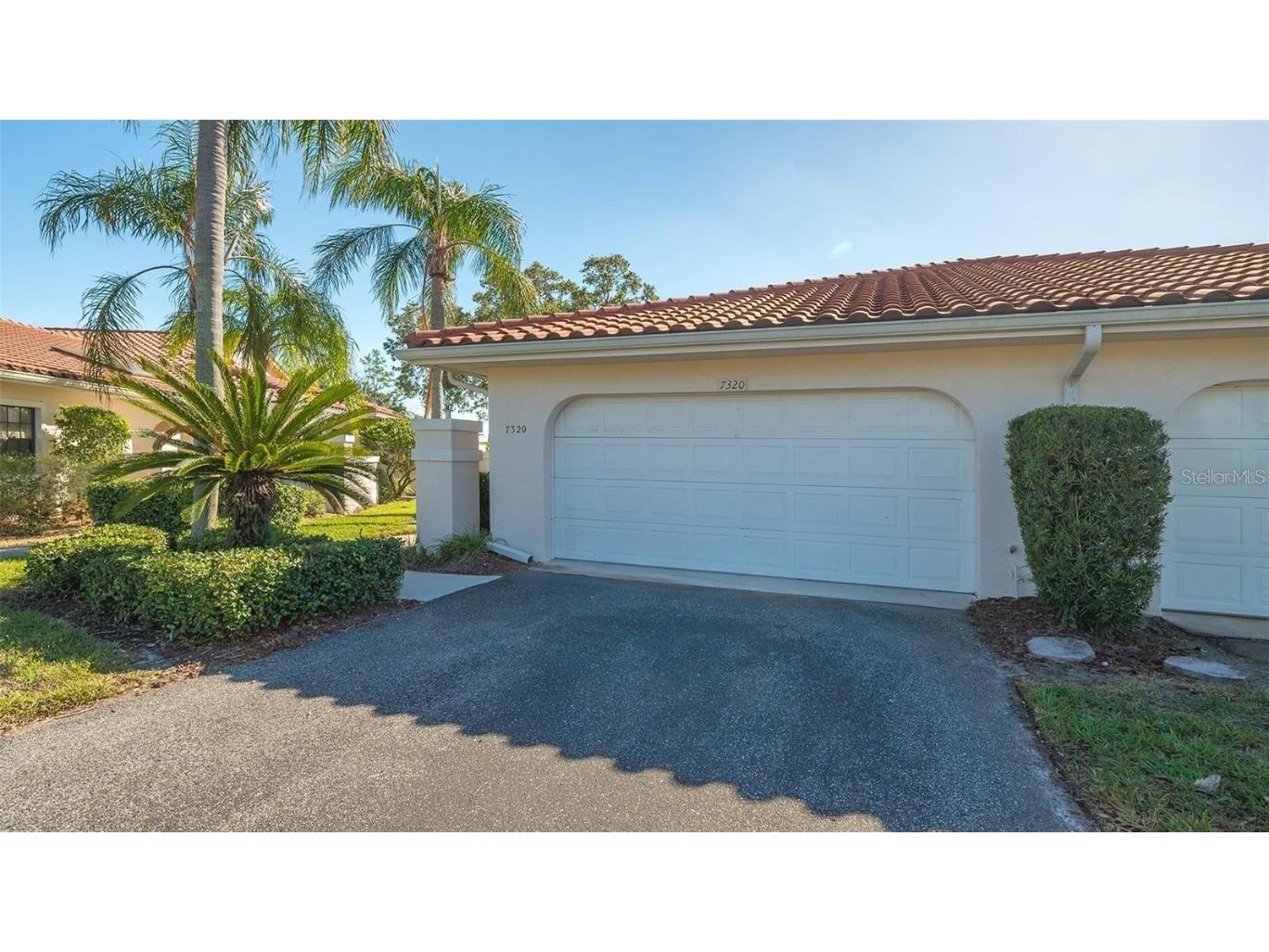 7320 Golf Pointe Circle Sarasota FL 34243 A4666761 image8