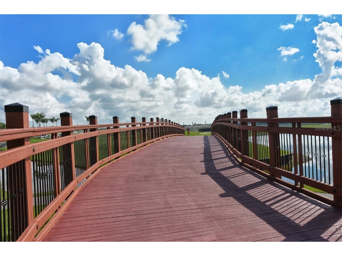 7320 Golf Pointe Circle Sarasota FL 34243 A4666761 image92