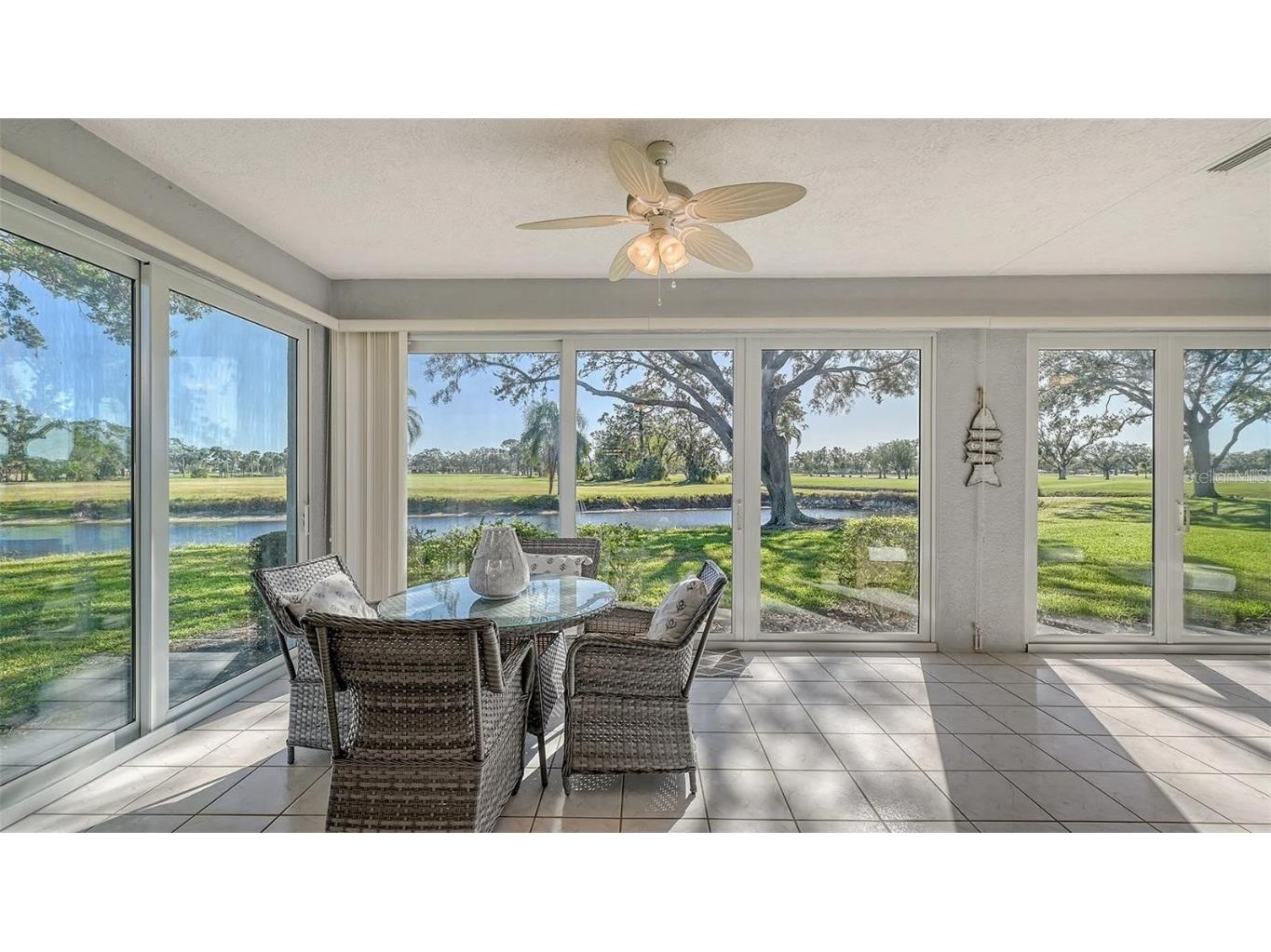 7320 Golf Pointe Circle Sarasota FL 34243 A4673534 image10