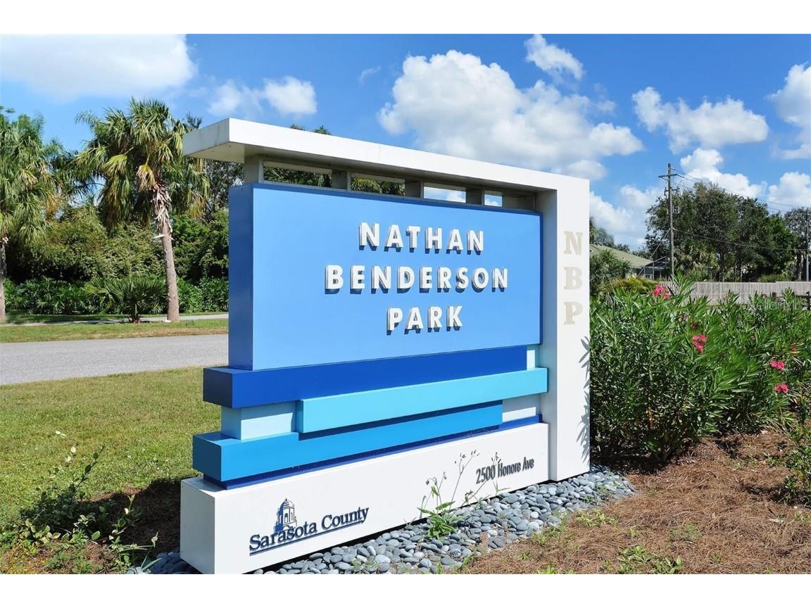 7320 Golf Pointe Circle Sarasota FL 34243 A4673534 image21