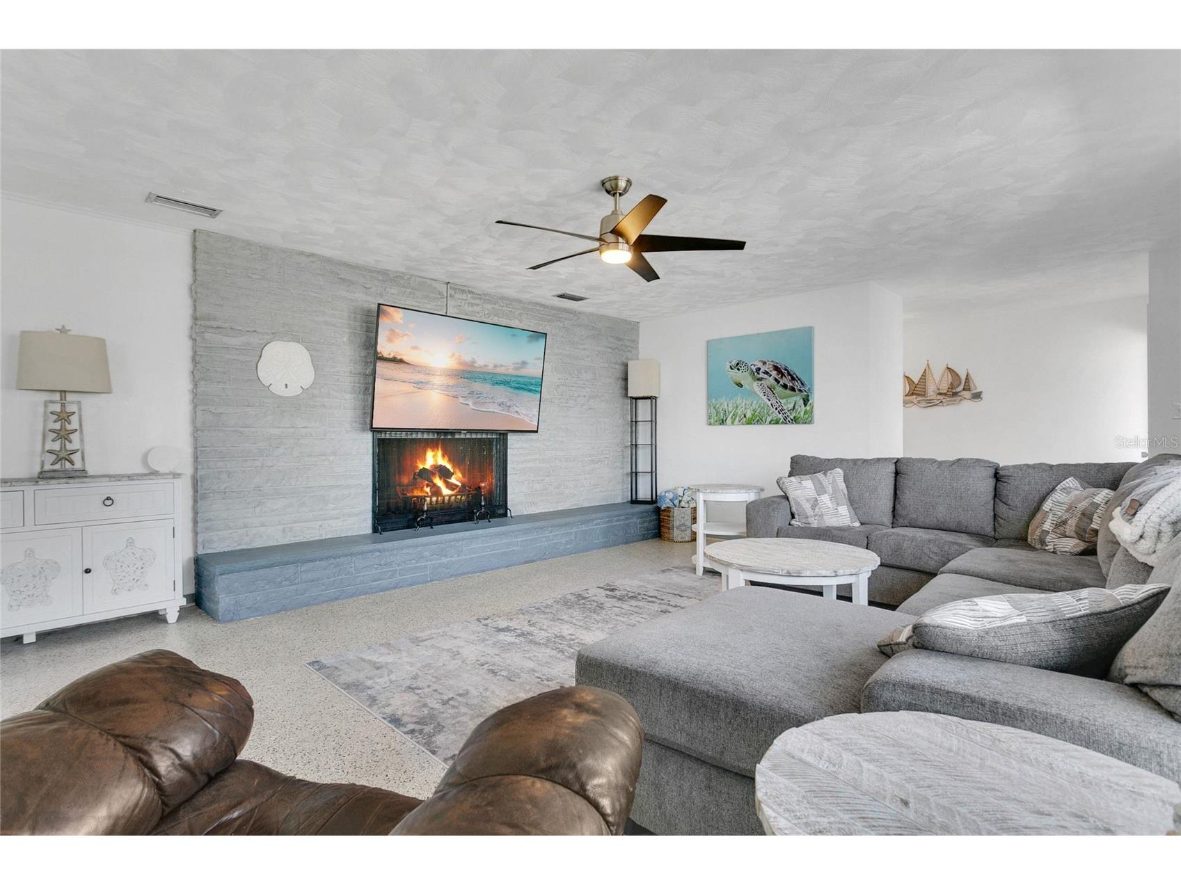 7320 Marlo Road Leesburg FL 34788 - LAKE GRIFFIN G5108305 image2