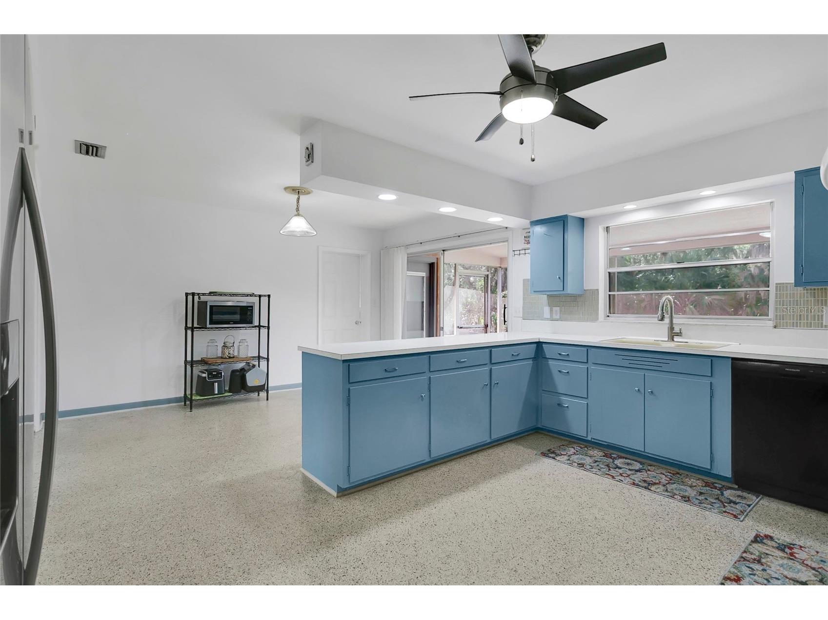 7320 Marlo Road Leesburg FL 34788 - LAKE GRIFFIN G5108305 image9