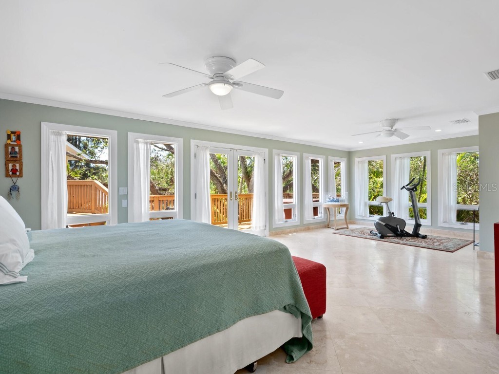 7320 Melaleuca Way Siesta Key FL 34242 - HERON LAGOON A4652512 image31