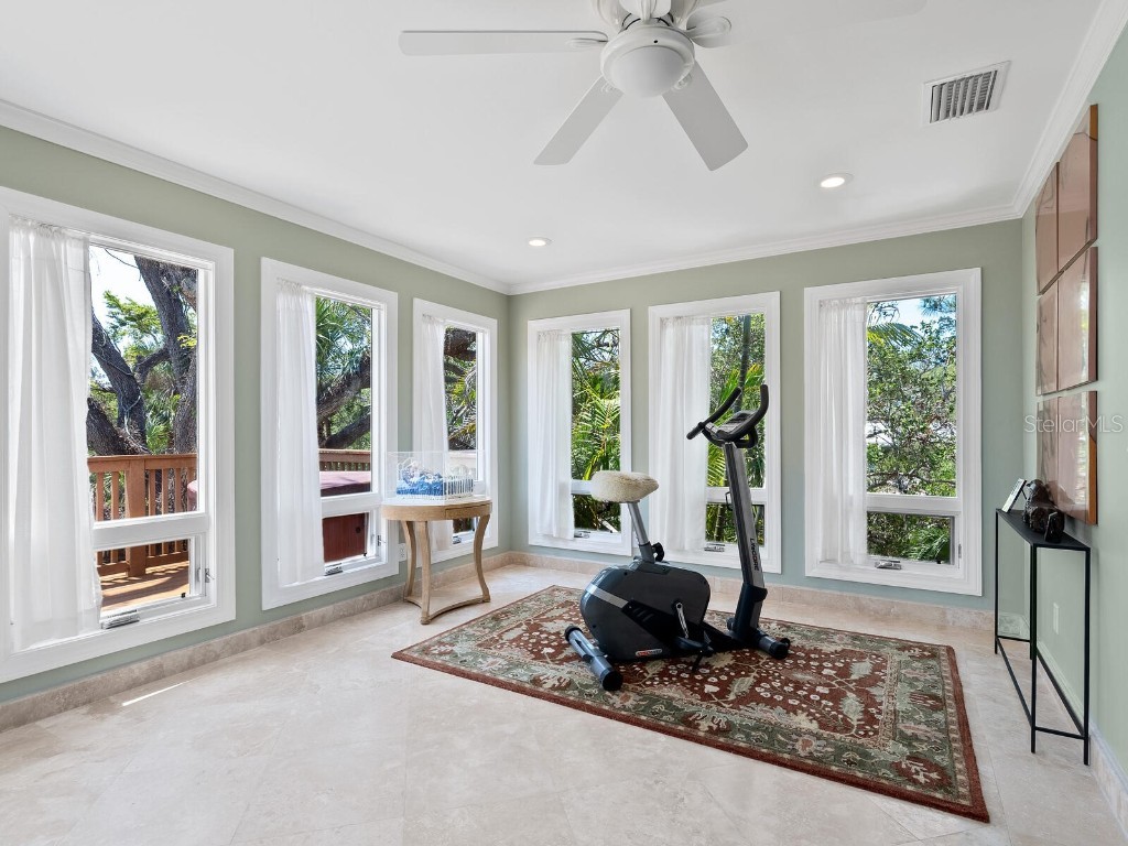 7320 Melaleuca Way Siesta Key FL 34242 - HERON LAGOON A4652512 image32