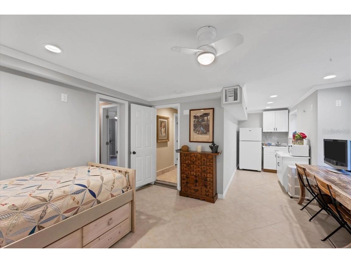 7320 Melaleuca Way Siesta Key FL 34242 - HERON LAGOON A4652512 image37