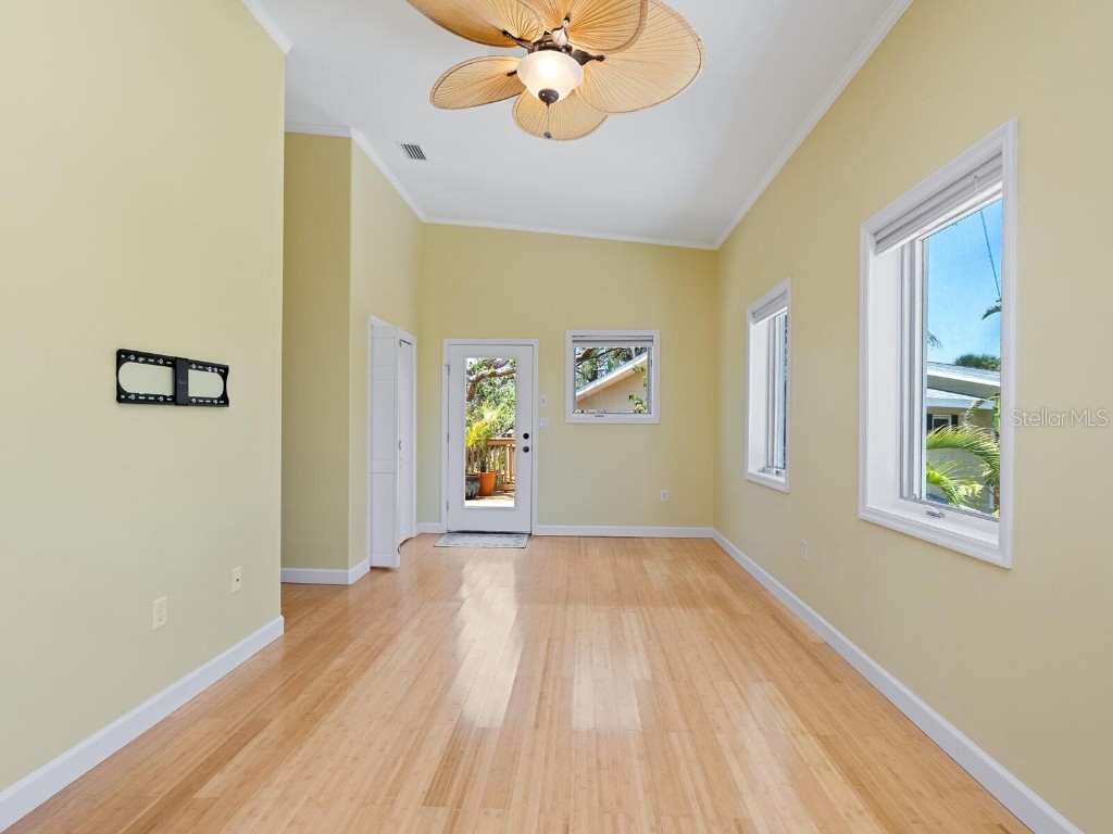 7320 Melaleuca Way Siesta Key FL 34242 - HERON LAGOON A4652512 image52