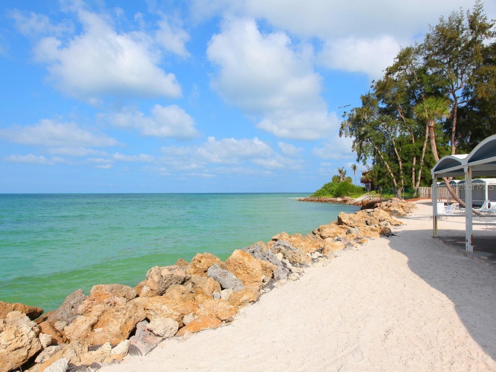 7320 Melaleuca Way Siesta Key FL 34242 - HERON LAGOON A4652512 image67