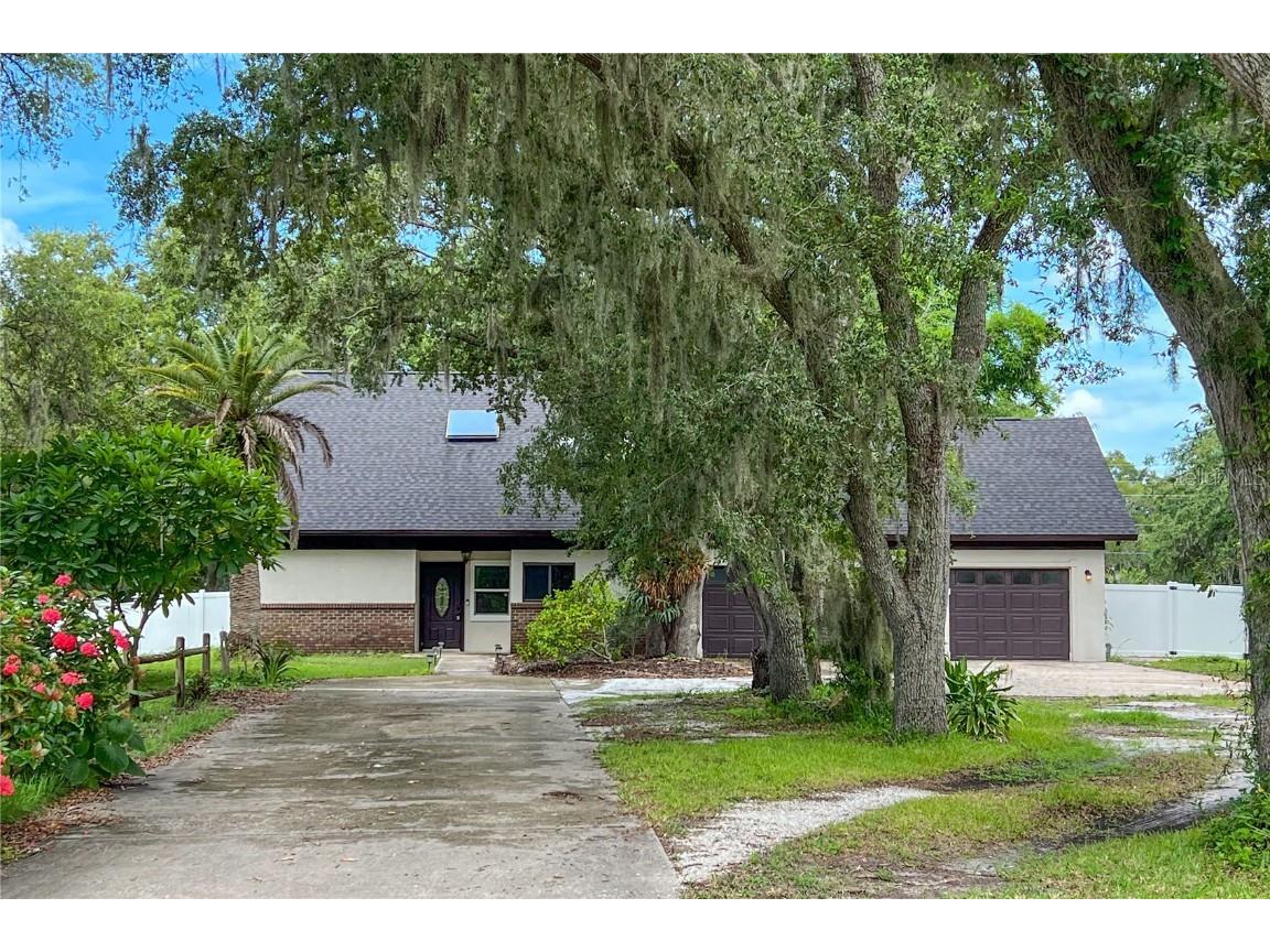 7320 Oak Run Lane Sarasota FL 34243 A4618511 image1