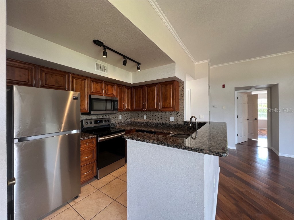 7320 Westpointe Boulevard #531 Orlando FL 32835 R4909323 image24