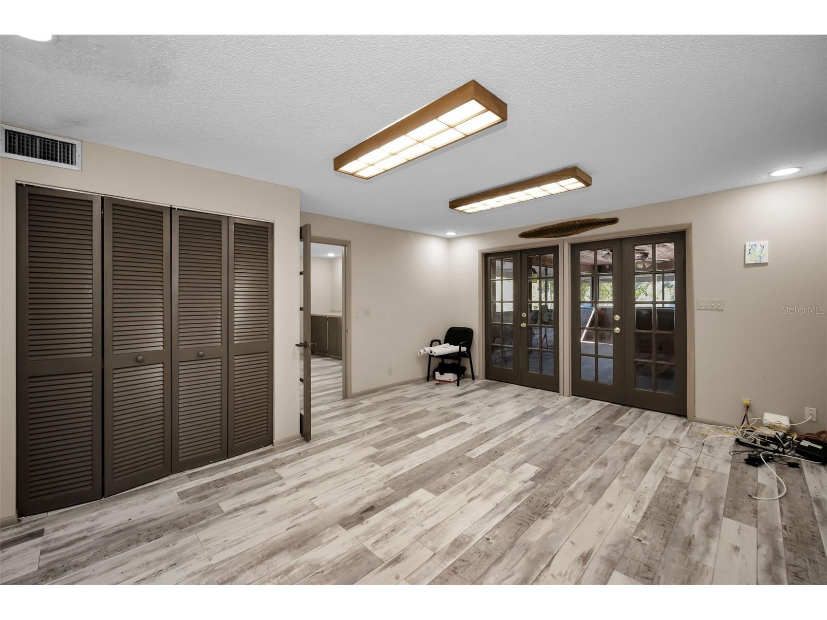 7321 1st Avenue S Saint Petersburg FL 33707 TB8470111 image21