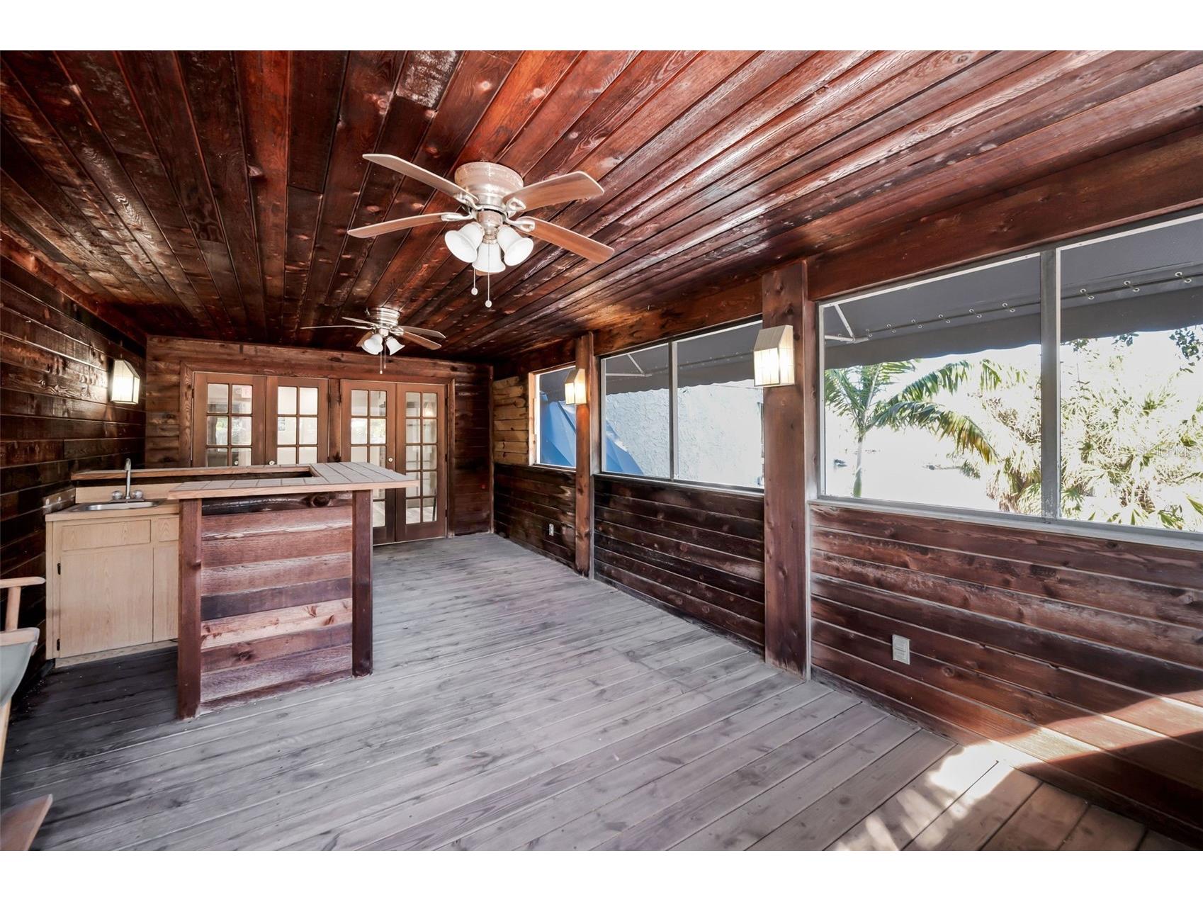 7321 1st Avenue S Saint Petersburg FL 33707 TB8470111 image24