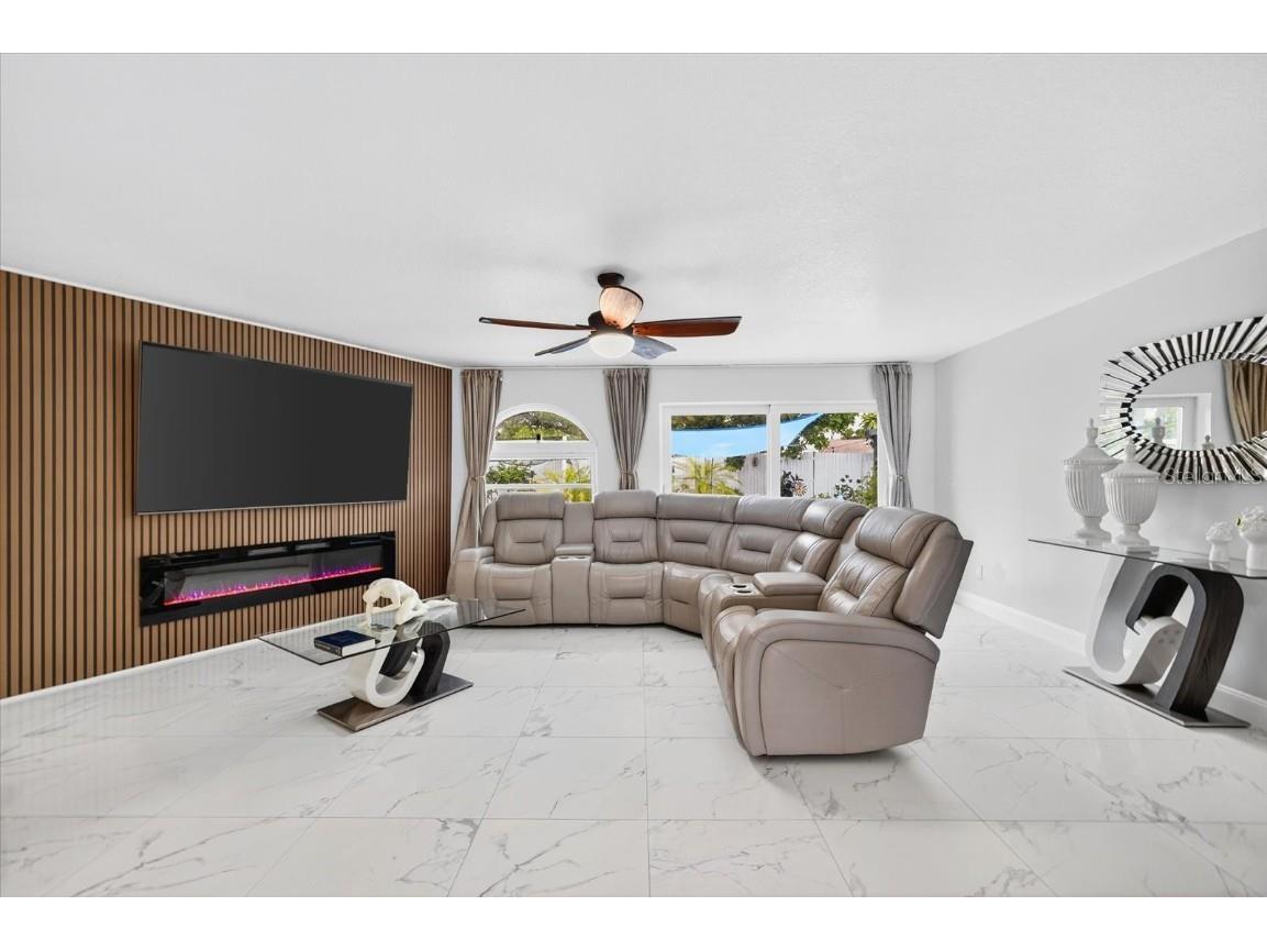 7321 Brookview Circle Tampa FL 33634 TB8426636 image12