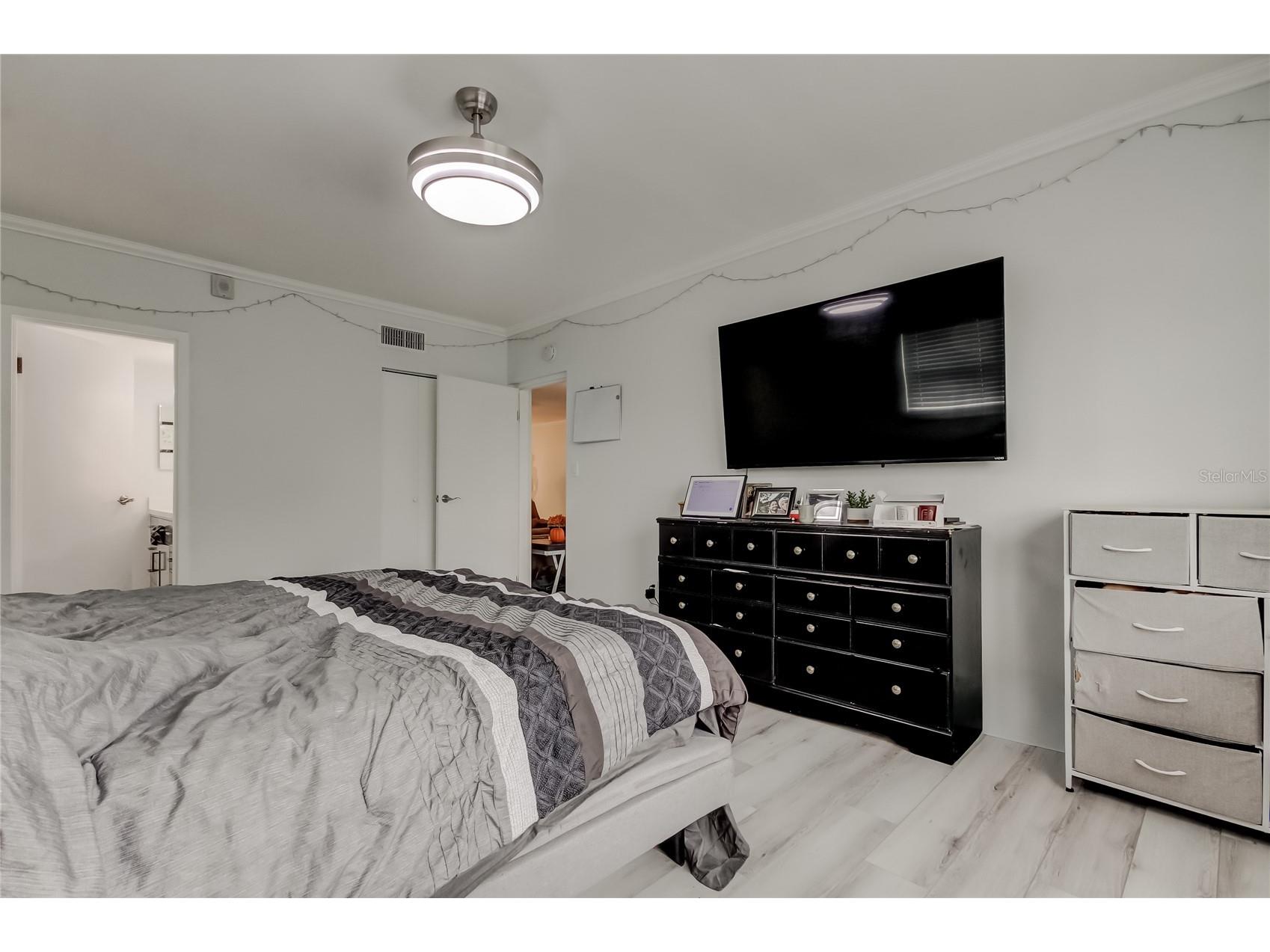 7321 Central Avenue #301 Saint Petersburg FL 33710 TB8484135 image13