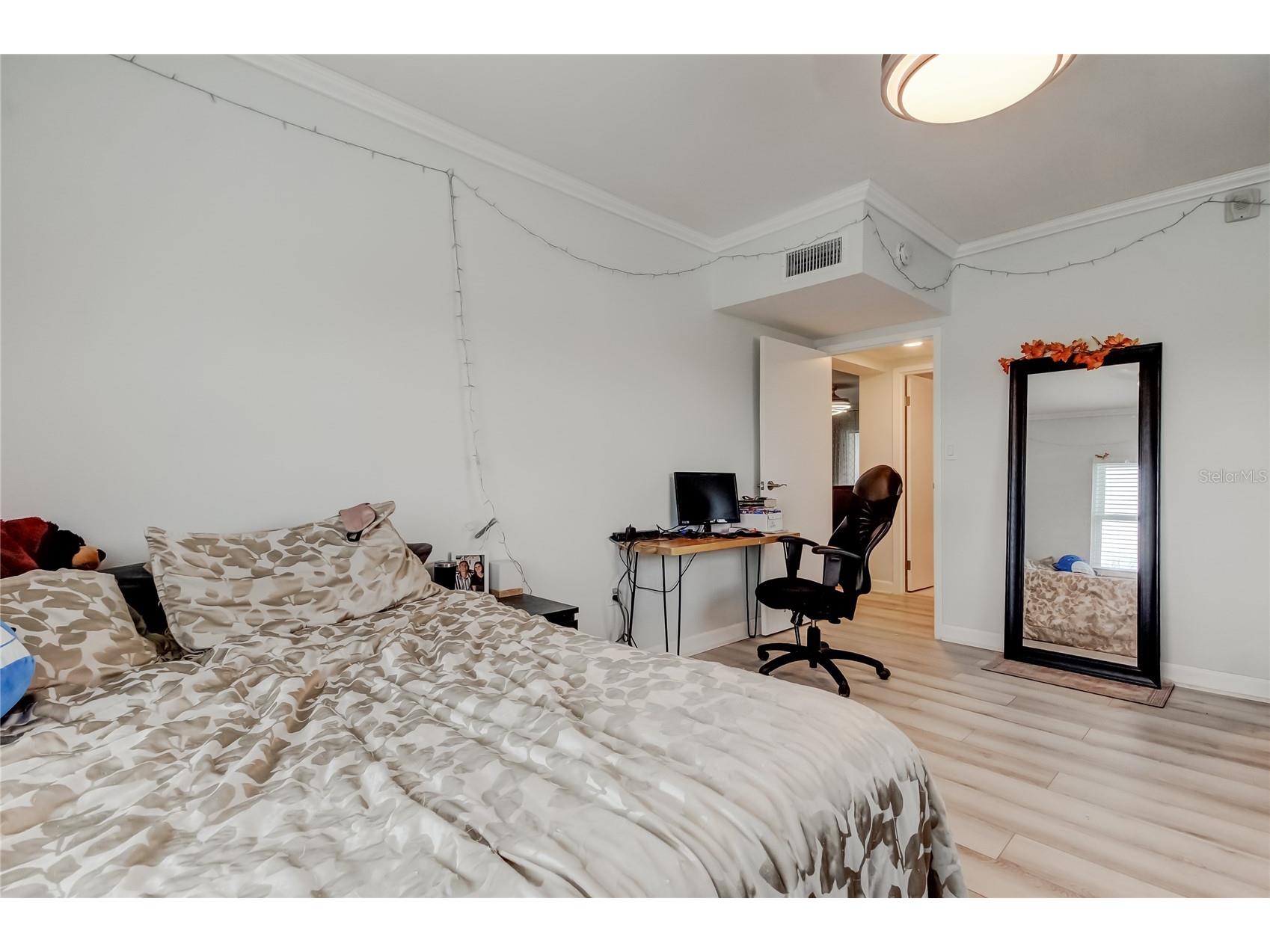 7321 Central Avenue #301 Saint Petersburg FL 33710 TB8484135 image18