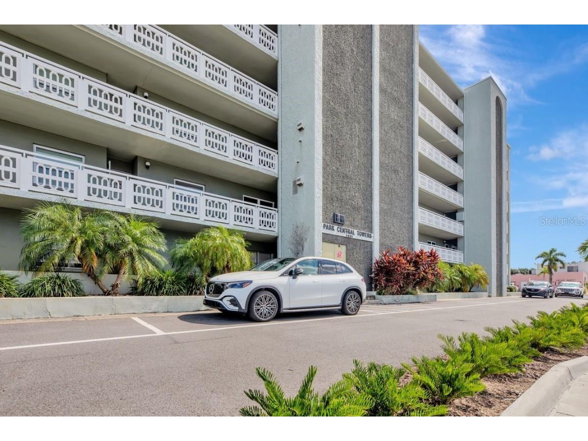 7321 Central Avenue #303 Saint Petersburg FL 33710 - BOCA SIEGA BAY TB8417004 image2